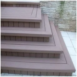 MCCOVER Lame Terrasse Bois Composite Alvéolaire Qualita L 360 Cm / L14 Cm / Ep 2,5 Cm - Coloris - Chocolat, Epaisseur - 25mm, Largeur - 14 Cm, Longueur - 360 Cm, Surface Couverte En M² - 0.5 - Chocolat 7 MCCOVER Lame Terrasse Bois Composite Alvéolaire Qualita L 360 Cm / L14 Cm / Ep 2,5 Cm - Coloris - Chocolat, Epaisseur - 25mm, Largeur - 14 Cm, Longueur - 360 Cm, Surface Couverte En M² - 0.5 - Chocolat -Espace Habitat Boutique 1934080 2